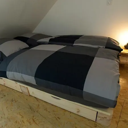 Apartment Ferienwohnung Wunderbahr Mayschoss